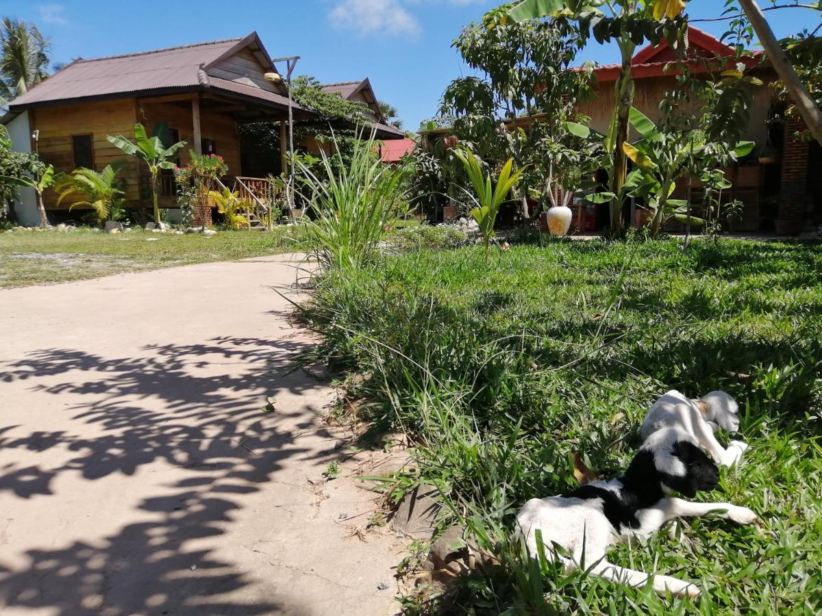 The Hidden Oasis Bungalows Kampot Exterior photo